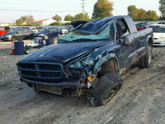 1B7GG23Y0VS281557 - 1997 DODGE DAKOTA GREEN photo 2