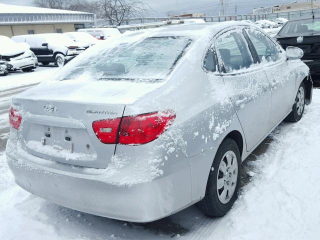 KMHDU46D38U340945 - 2008 HYUNDAI ELANTRA GL SILVER photo 4