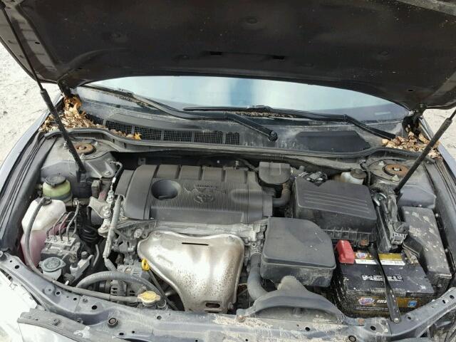 4T1BF3EKXBU745672 - 2011 TOYOTA CAMRY BASE GRAY photo 7