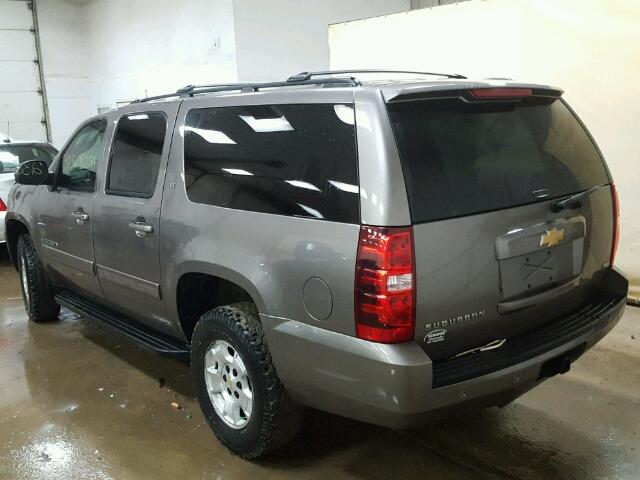 1GNSKJE34BR234403 - 2011 CHEVROLET SUBURBAN K GRAY photo 3