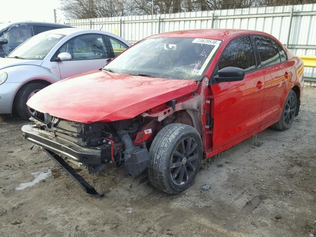 3VW2K7AJ2CM379178 - 2012 VOLKSWAGEN JETTA BASE 红色 照片 2