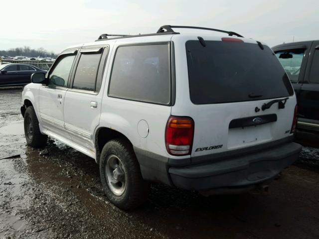 1FMZU72X1YUB26110 - 2000 FORD EXPLORER X WHITE photo 3