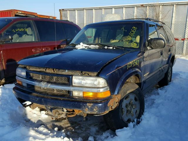 1GNDT13W9X2146479 - 1999 CHEVROLET BLAZER BLUE photo 2