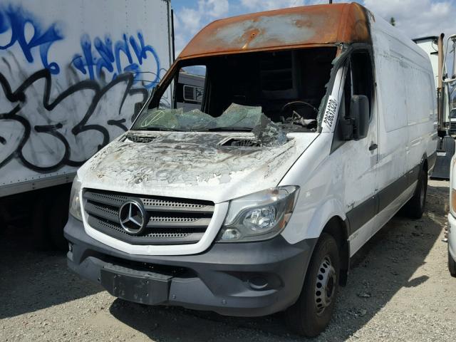 WD3PF4CC6FP106120 - 2015 MERCEDES-BENZ SPRINTER 3 WHITE photo 2