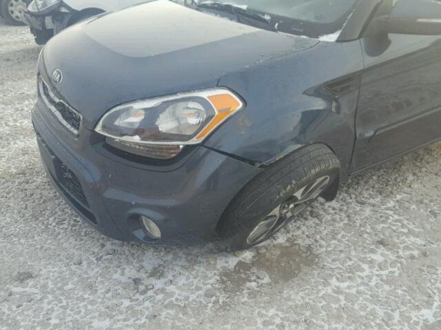 KNDJT2A64D7529667 - 2013 KIA SOUL + GRAY photo 9