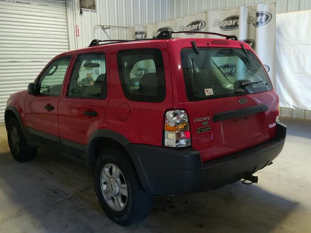 1FMYU04161KF70435 - 2001 FORD ESCAPE XLT RED photo 3