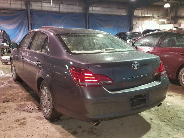 4T1BK36B98U289649 - 2008 TOYOTA AVALON XL GRAY photo 3