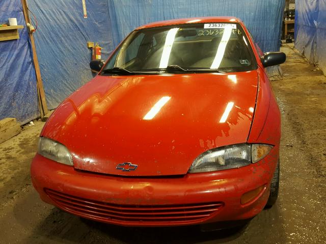 1G1JC1248W7222280 - 1998 CHEVROLET CAVALIER B RED photo 9