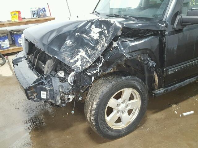 1J8HG48K78C207239 - 2008 JEEP COMMANDER შავი ფოტო 9