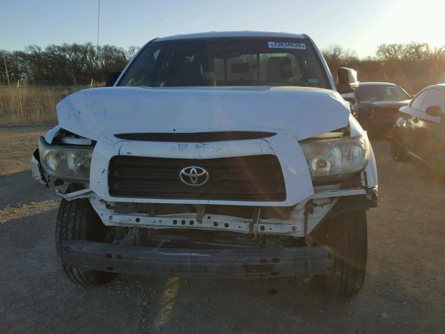 5TFRV54117X023555 - 2007 TOYOTA TUNDRA DOU WHITE photo 9