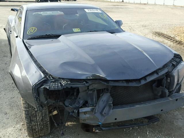 2G1FK1EJ0A9171374 - 2010 CHEVROLET CAMARO SS GRAY photo 9