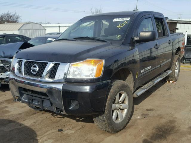 1N6BA07C39N317600 - 2009 NISSAN TITAN XE BLACK photo 2