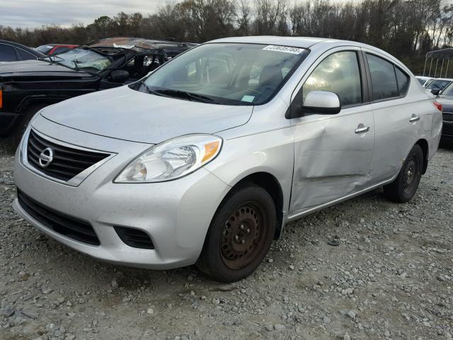 3N1CN7AP3CL897103 - 2012 NISSAN VERSA S SILVER photo 2