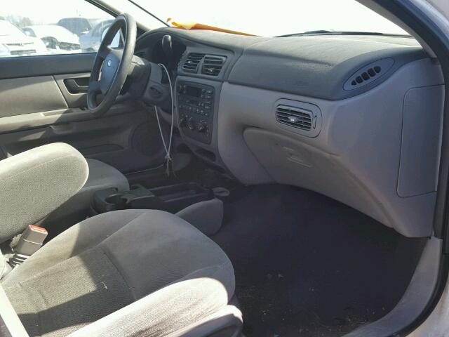 1FAFP53U56A183793 - 2006 FORD TAURUS SE WHITE photo 5