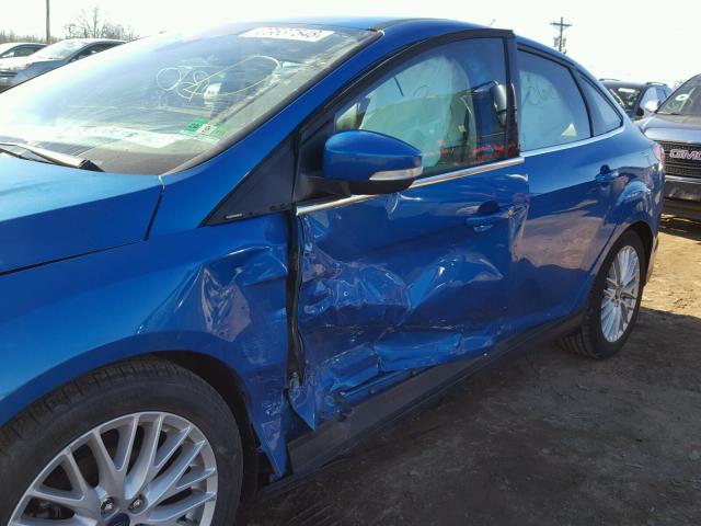 1FAHP3H20CL460483 - 2012 FORD FOCUS SEL BLUE photo 9