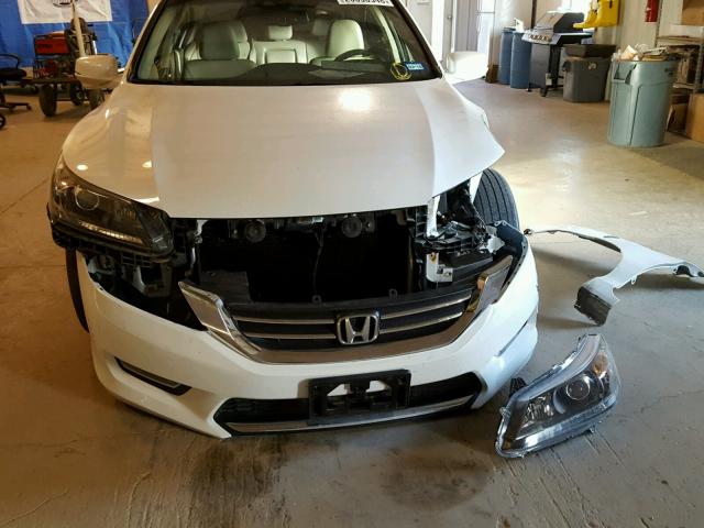 1HGCR2F80DA210286 - 2013 HONDA ACCORD EXL WHITE photo 9