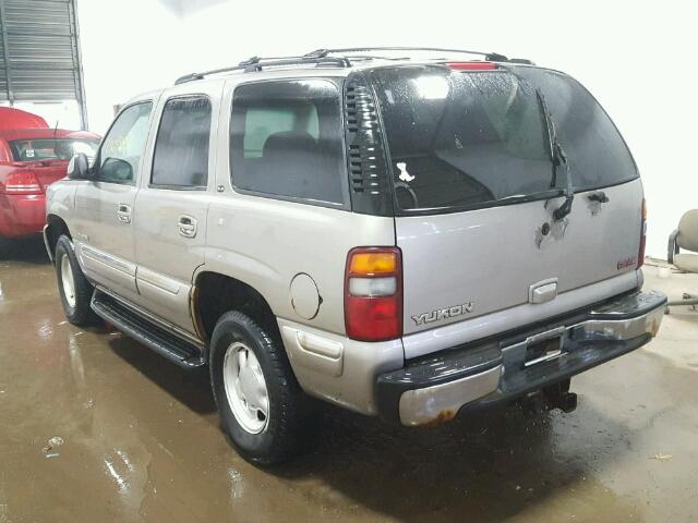 1GKEK13V3YJ132905 - 2000 GMC YUKON SILVER photo 3