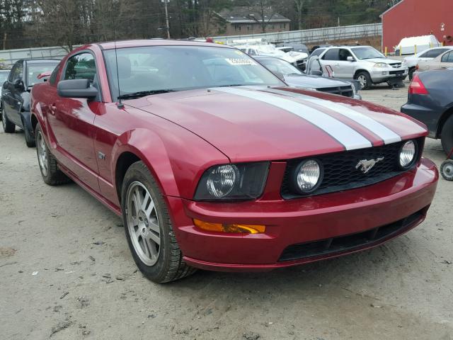 1ZVHT82H865111173 - 2006 FORD MUSTANG GT RED photo 1