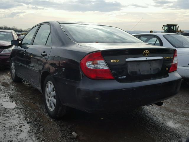 JTDBF30K720020971 - 2002 TOYOTA CAMRY LE BLACK photo 3