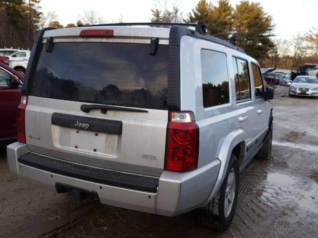 1J8HG48N58C220694 - 2008 JEEP COMMANDER SILVER photo 4