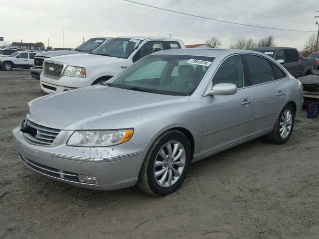 KMHFC46F37A212086 - 2007 HYUNDAI AZERA SE SILVER photo 2