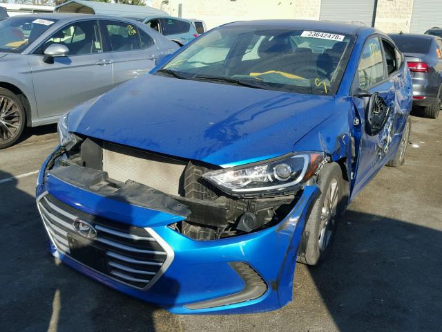 KMHD84LF8HU064000 - 2017 HYUNDAI ELANTRA SE BLUE photo 2