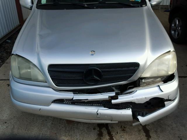 4JGAB54E41A257218 - 2001 MERCEDES-BENZ ML 320 GRAY photo 7