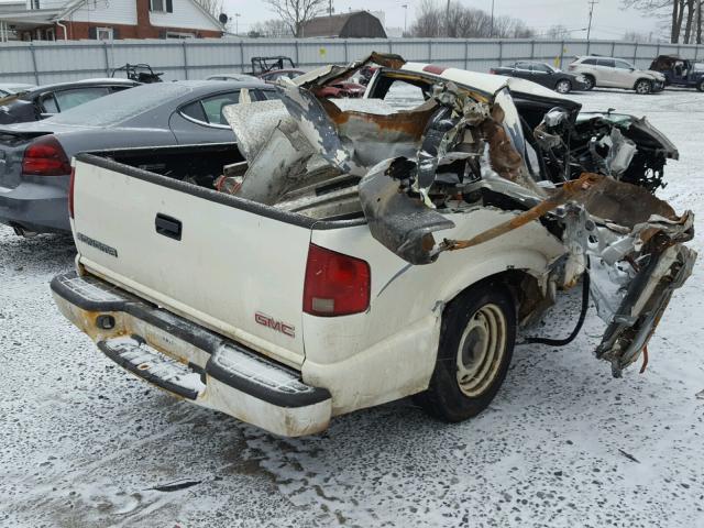 1GTCS14H938283422 - 2003 GMC SONOMA WHITE photo 4