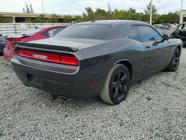 2C3CDYAGXDH619917 - 2013 DODGE CHALLENGER GRAY photo 4