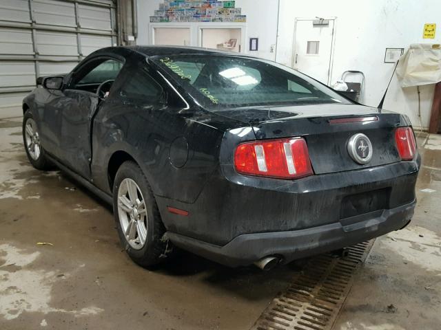 1ZVBP8AM9C5275875 - 2012 FORD MUSTANG BLACK photo 3