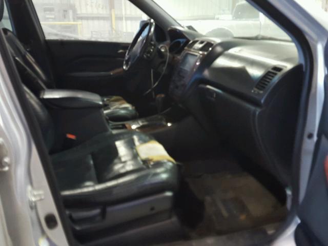 2HNYD18274H532974 - 2004 ACURA MDX SILVER photo 5