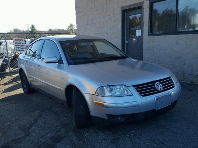 WVWRH63B92P079842 - 2002 VOLKSWAGEN PASSAT GLX SILVER photo 1