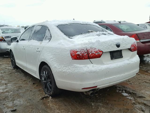 3VWDX7AJ9DM387029 - 2013 VOLKSWAGEN JETTA SE WHITE photo 3