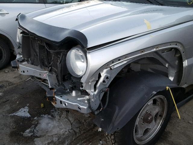 1J4GL48K77W701123 - 2007 JEEP LIBERTY SP SILVER photo 9