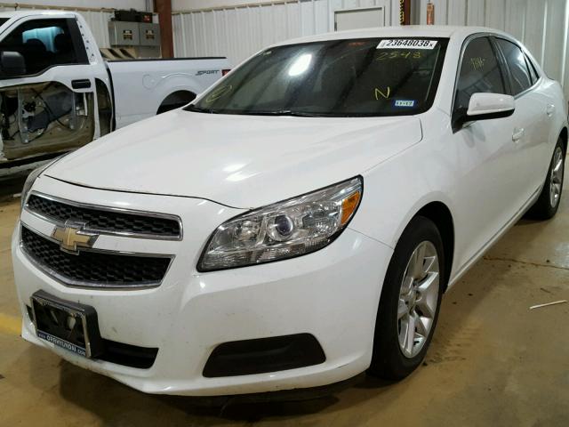 1G11D5RRXDF112548 - 2013 CHEVROLET MALIBU 1LT WHITE photo 2