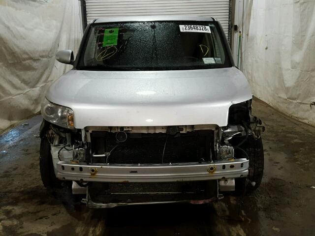 JTLKE50E891083336 - 2009 TOYOTA SCION XB SILVER photo 9