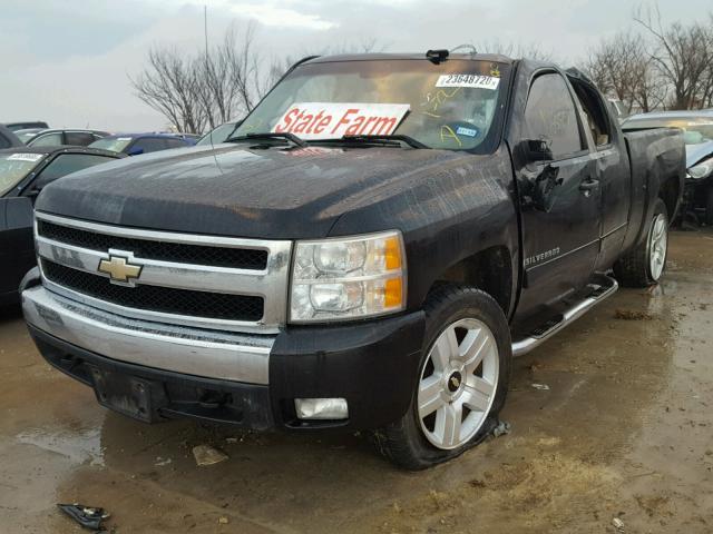 2GCEC19J571591861 - 2007 CHEVROLET SILVERADO BLACK photo 2