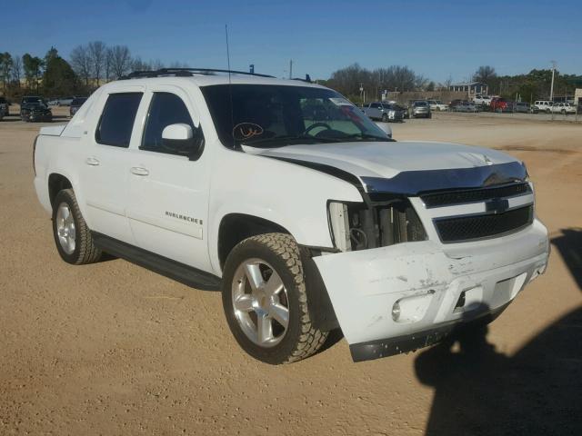 3GNFK12307G141357 - 2007 CHEVROLET AVALANCHE WHITE photo 1