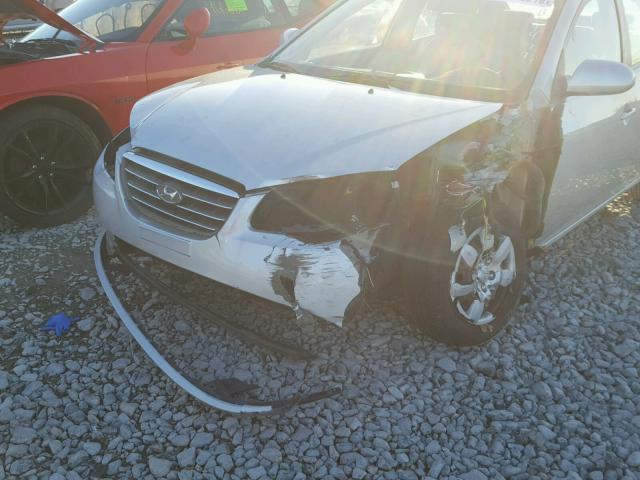 KMHDU46D78U574375 - 2008 HYUNDAI ELANTRA GL SILVER photo 9