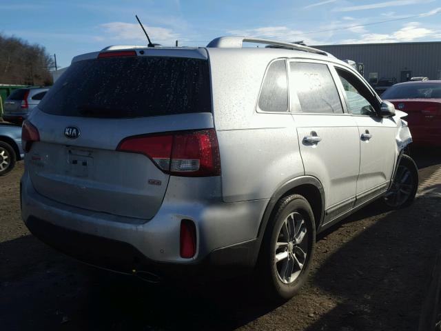 5XYKT3A64EG465581 - 2014 KIA SORENTO LX SILVER photo 4