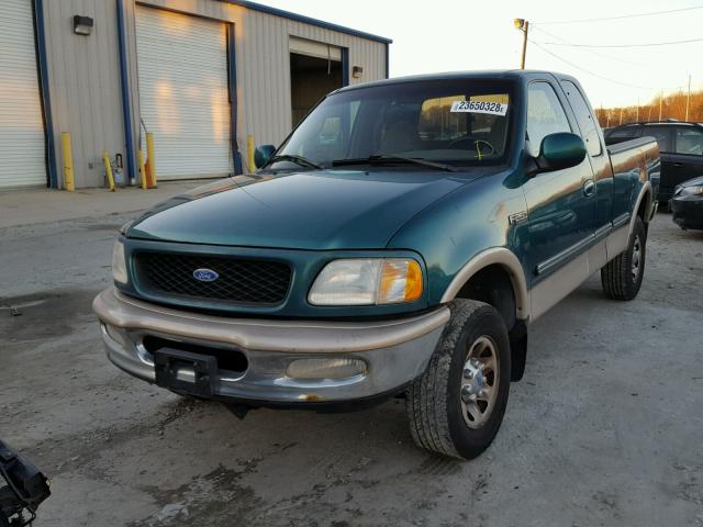 1FTFX28LXVKB90241 - 1997 FORD F250 GREEN photo 2