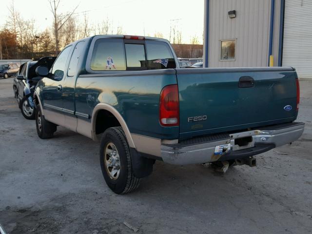 1FTFX28LXVKB90241 - 1997 FORD F250 GREEN photo 3