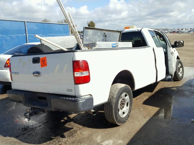 1FTVX12505NB22836 - 2005 FORD F150 WHITE photo 4