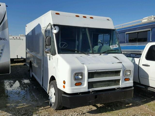 4UZAANBW14CN46726 - 2004 FREIGHTLINER CHASSIS M WHITE photo 1