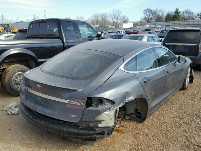 5YJSA1CP8DFP13319 - 2013 TESLA MODEL S GRAY photo 4