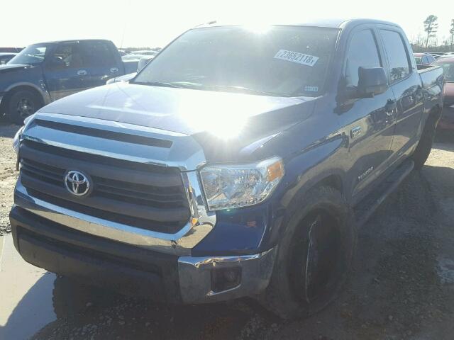 5TFDW5F1XFX477239 - 2015 TOYOTA TUNDRA CRE BLUE photo 2