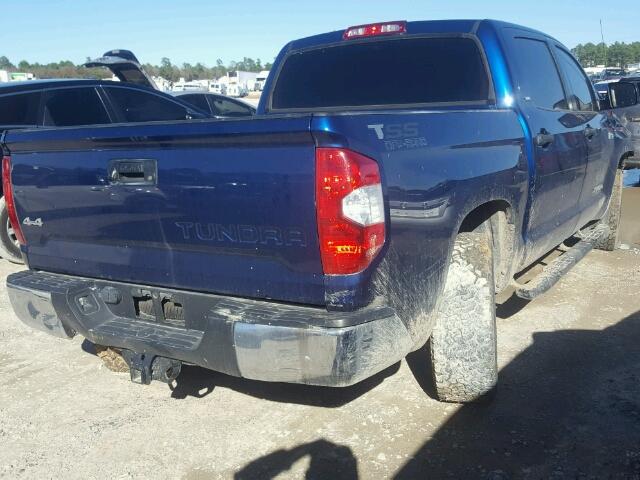 5TFDW5F1XFX477239 - 2015 TOYOTA TUNDRA CRE BLUE photo 4