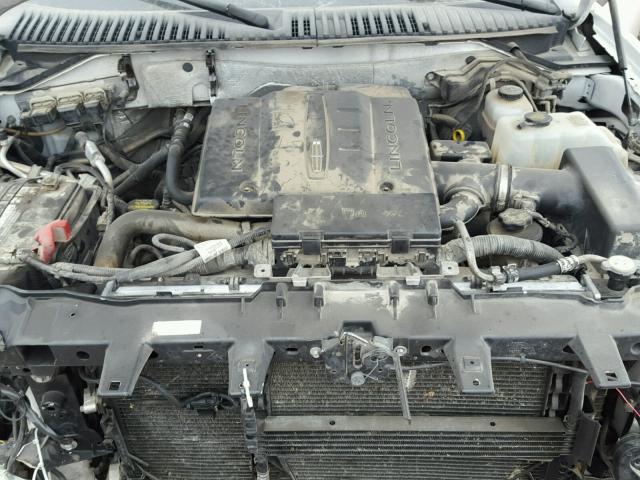 5LMJJ2J56AEJ04996 - 2010 LINCOLN NAVIGATOR WHITE photo 7