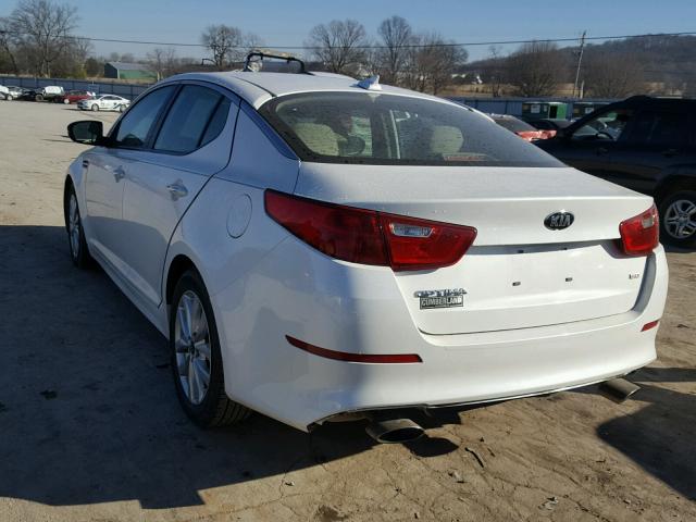 KNAGM4A79F5617489 - 2015 KIA OPTIMA LX WHITE photo 3