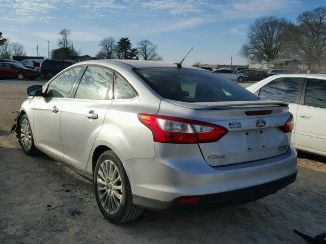 1FAHP3J26CL389820 - 2012 FORD FOCUS TITA SILVER photo 3